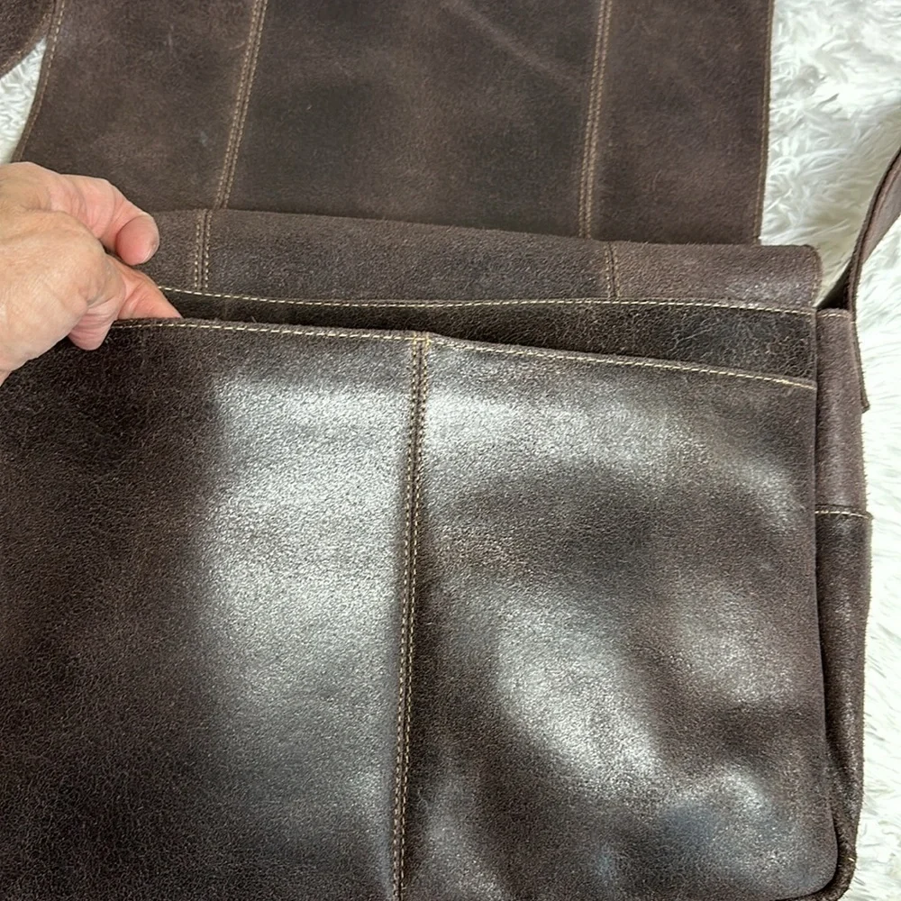 Classic Suede Messenger Bag - Brown